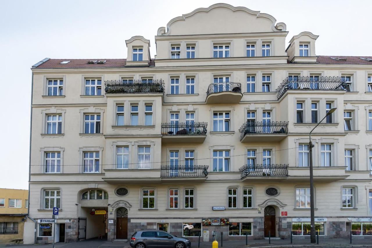 Scandi Male Garbary Piaskowa Near Old Market Square By Renters Apartamento Poznań