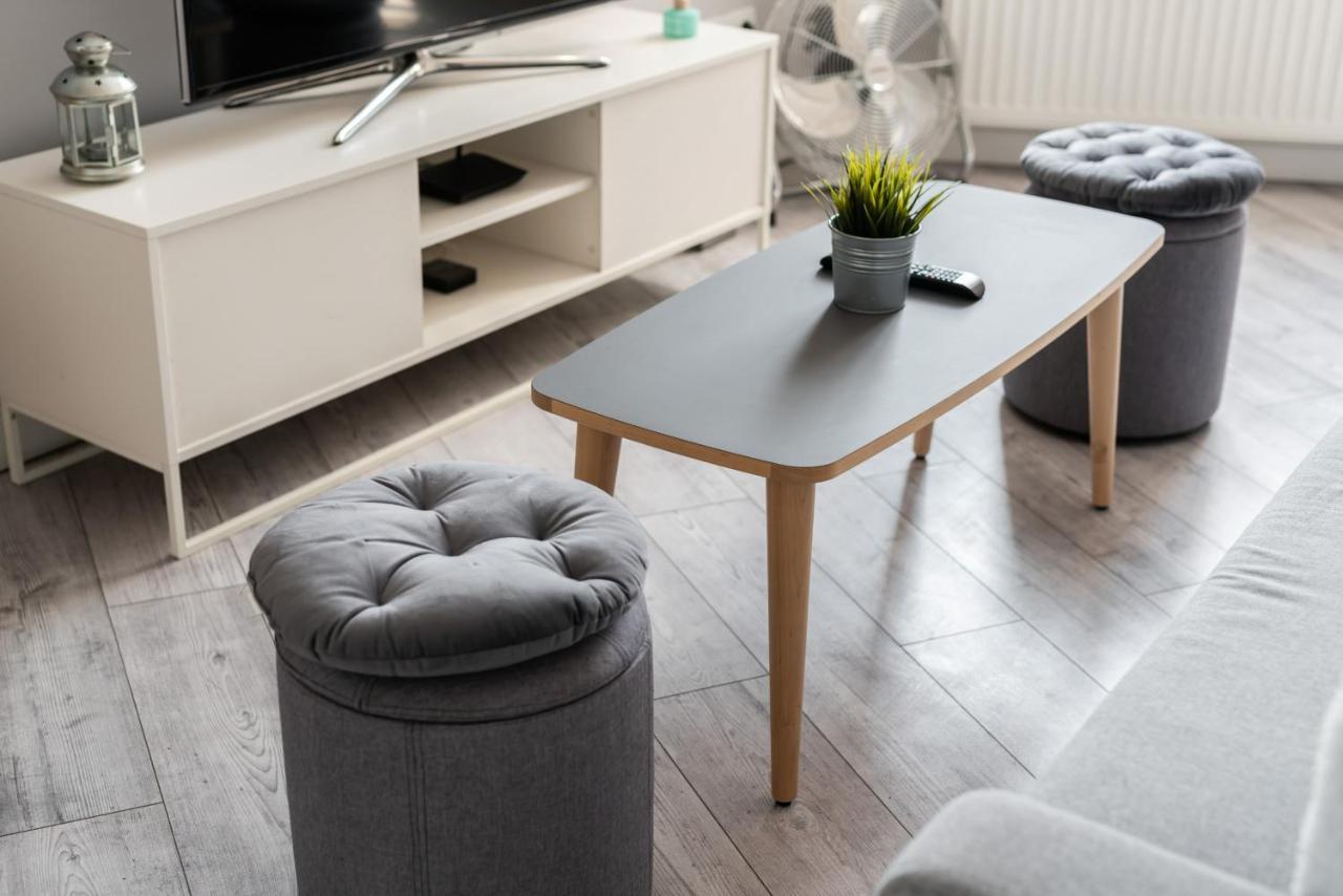 Apartamento Scandi Male Garbary Piaskowa Near Old Market Square By Renters Poznań